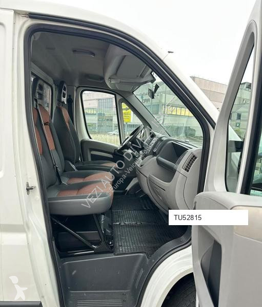 Véhicule utilitaire Fiat ducato