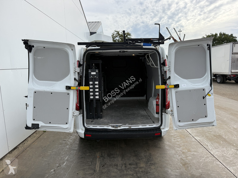 Véhicule utilitaire Ford 340 1.0 PHEV 120PK...
