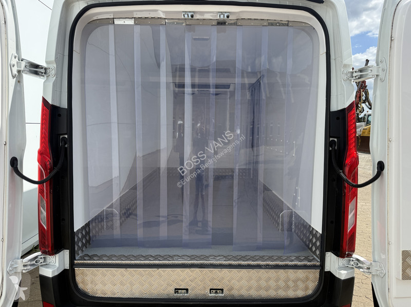 Véhicule utilitaire Maxus e 9 89kWh 204PK e 9