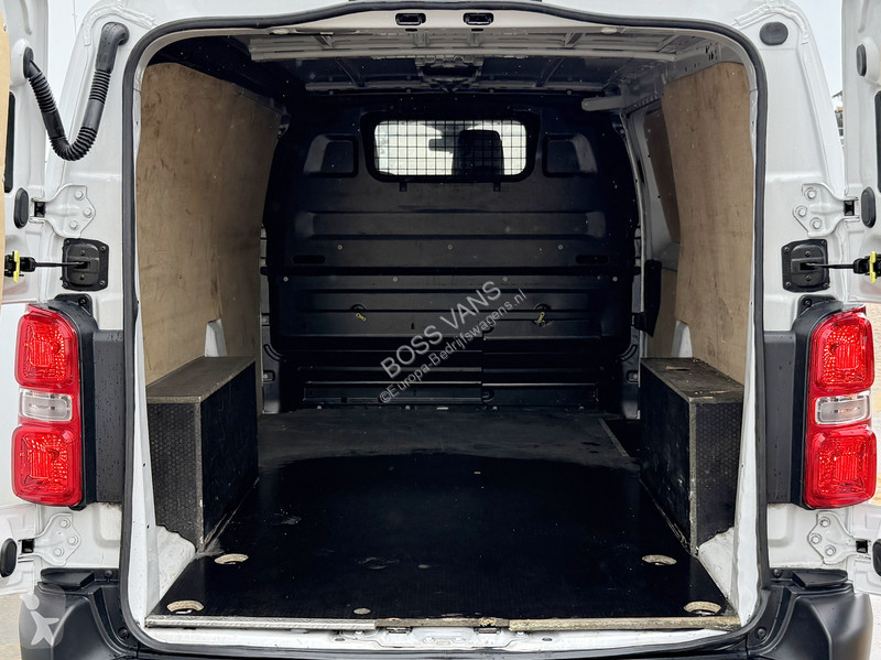 Véhicule utilitaire Toyota ProAce Electric...