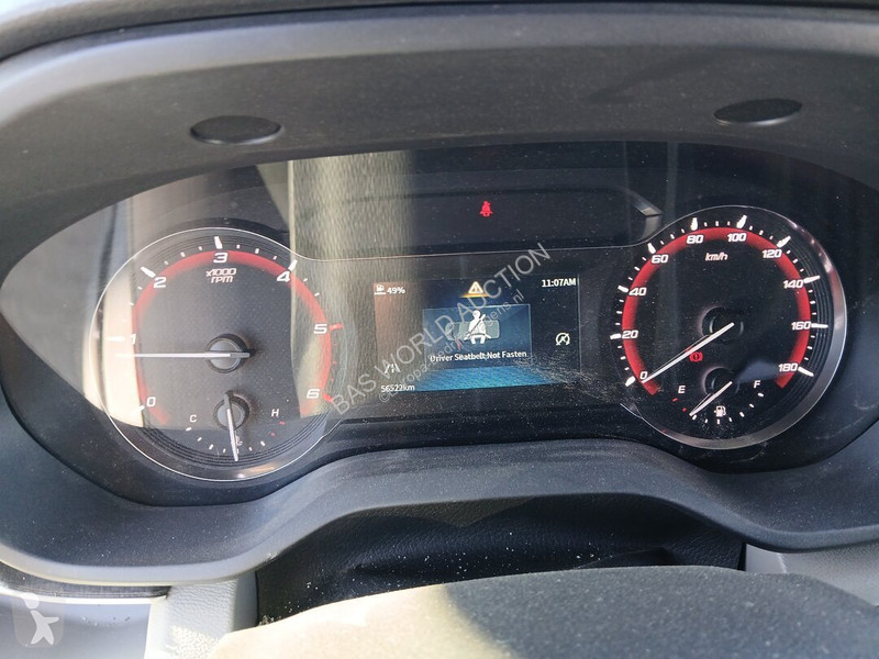 Véhicule utilitaire Maxus 9