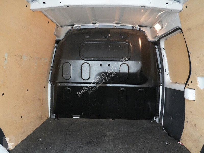 Véhicule utilitaire Mercedes 111 CDI