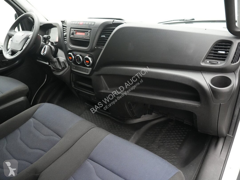 Véhicule utilitaire Iveco 35S14