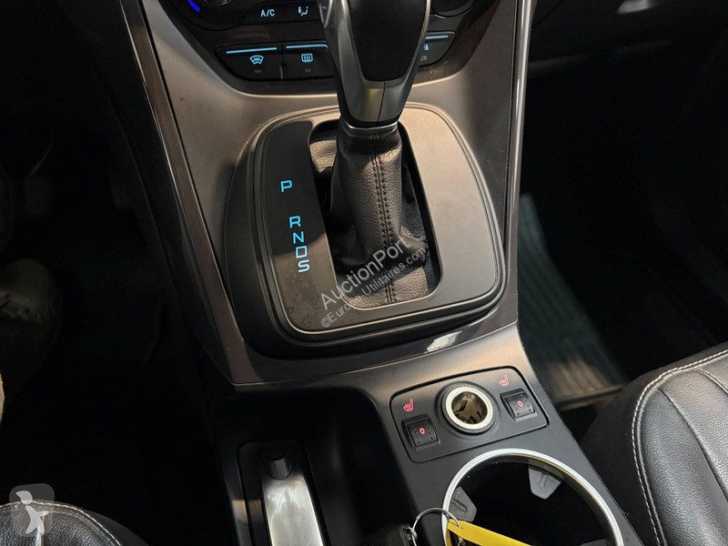 Véhicule utilitaire Ford - 2.0 TDCI Titanium...