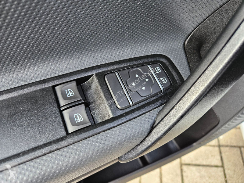 Véhicule utilitaire Mercedes 110 CDI...