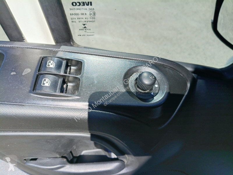 Véhicule utilitaire Iveco 35C14 Empattement...