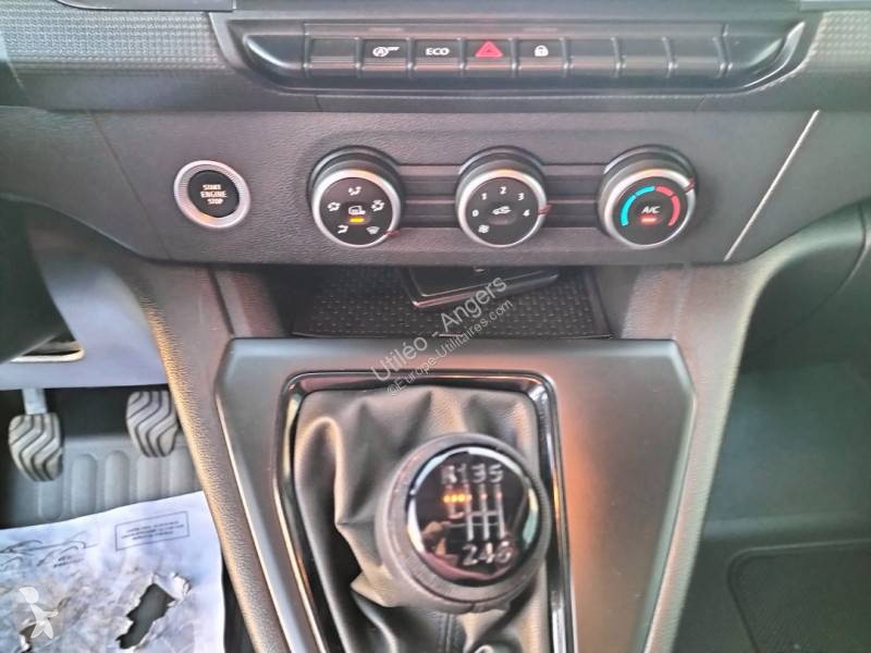 Véhicule utilitaire Renault Van 1.5 Blue dCi...