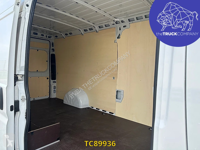 Véhicule utilitaire Opel 2.2 CDTI L4H2