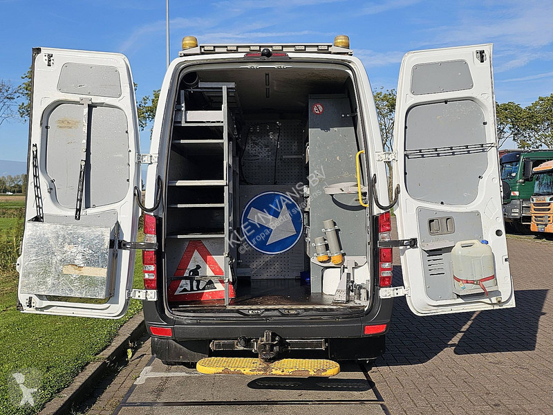 Bedrijfswagen Mercedes 519 L2H2 N2 3500Kg...