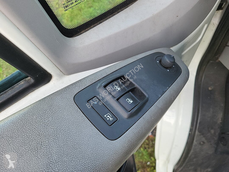 Véhicule utilitaire Fiat 120PK