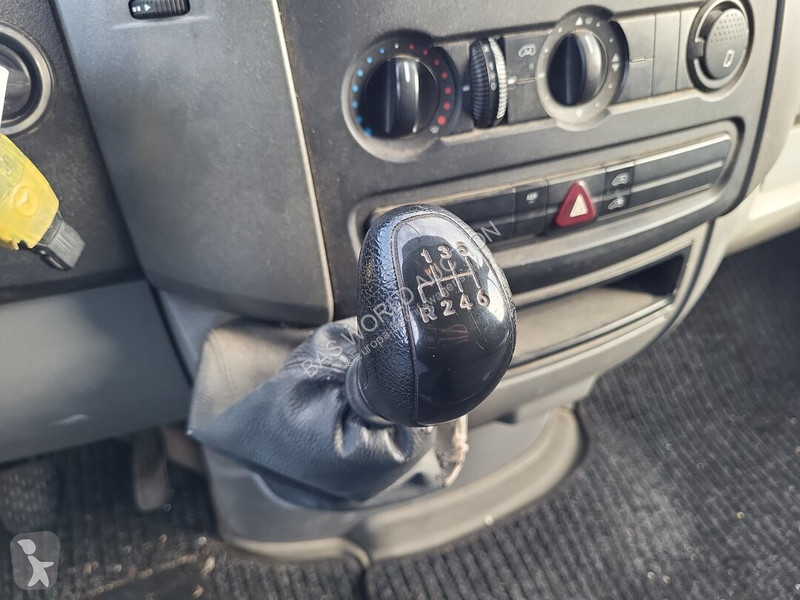 Véhicule utilitaire Mercedes 213 CDI