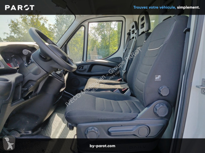 Véhicule utilitaire Iveco 35C16H3.0 empattement...