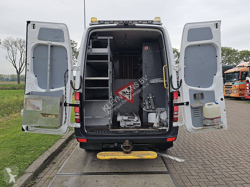 Véhicule utilitaire Mercedes 519 L2H2 N1 V6...