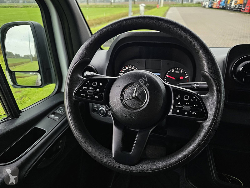 Mercedes 319 L3H2 ac automaat EURO6 V6 3.0 ltr...