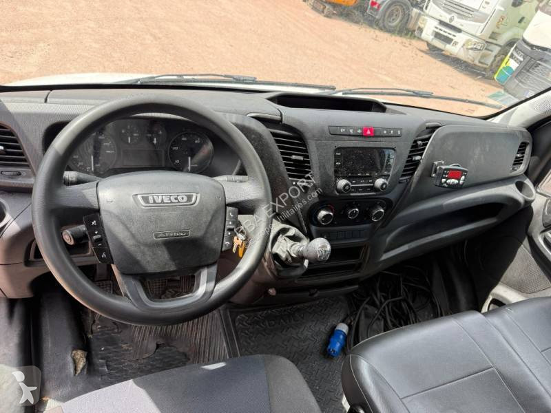 Užitkové vozidlo Iveco 35C15