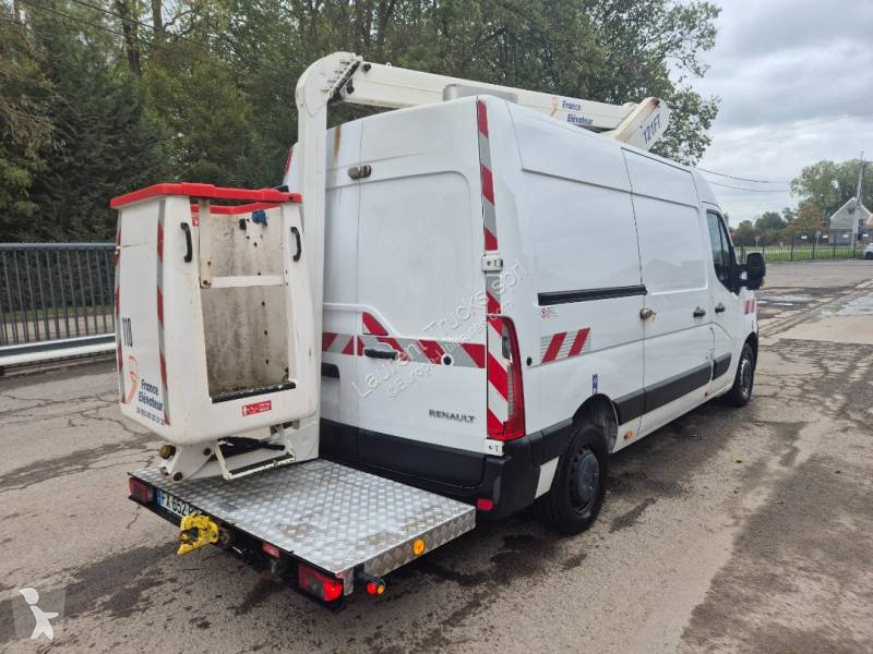 Furgoneta Renault 145.35