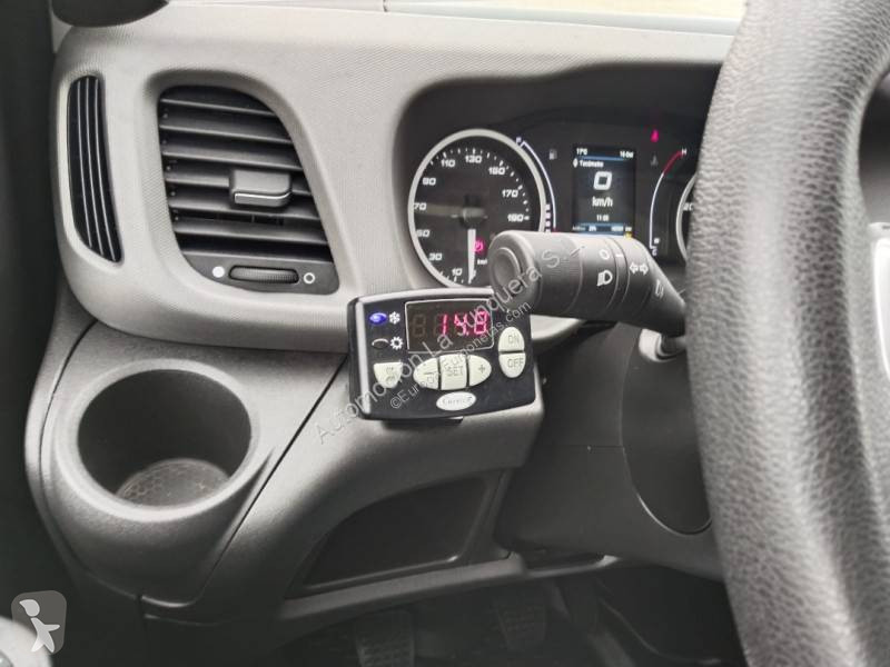 Iveco 35C16 van