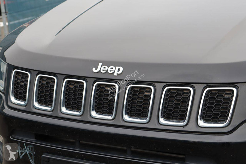 Užitkové vozidlo Jeep