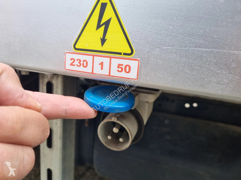Užitkové vozidlo Iveco 35C16 3.0D Koelkoffer...