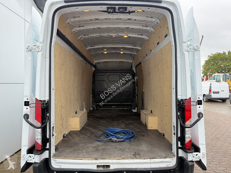 Užitkové vozidlo Ford 68kWh 184PK L4H3 317km...