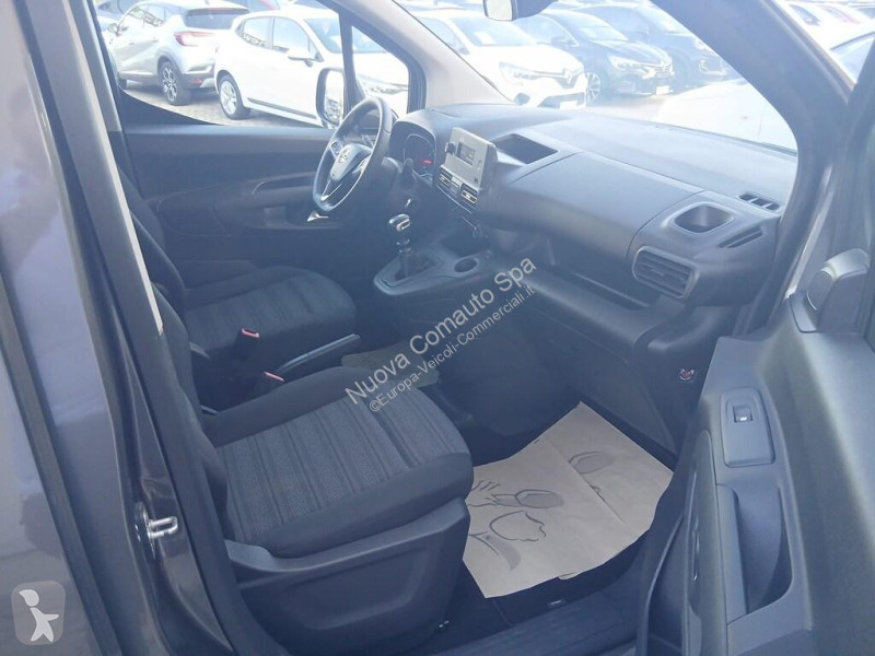 Opel IV van