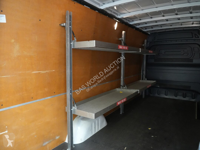 Mercedes 315 CDI van