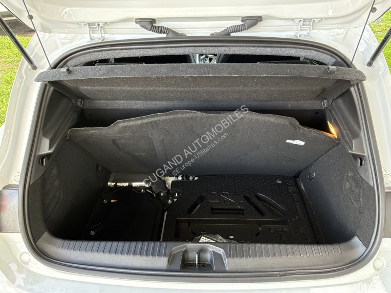 Furgoneta Renault 1.6 E-TECH 145CH FULL HYBRID...