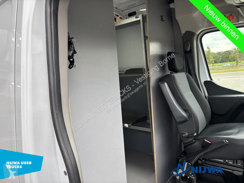 Renault 135 L3H2 Achteruitrijcamera + PostNL...