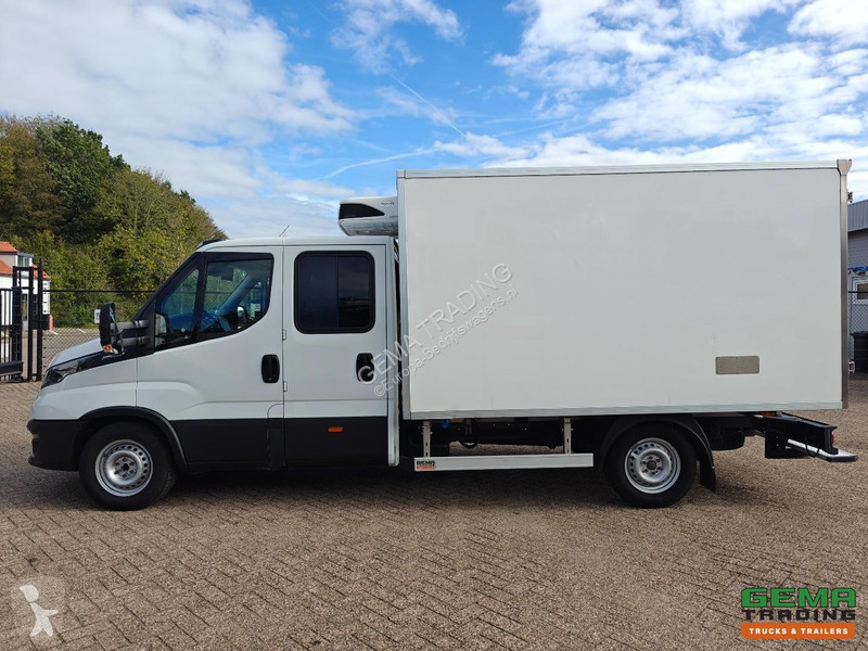 Furgoneta Iveco 4x2 Hi-Matic Sleeper Cab Euro6...