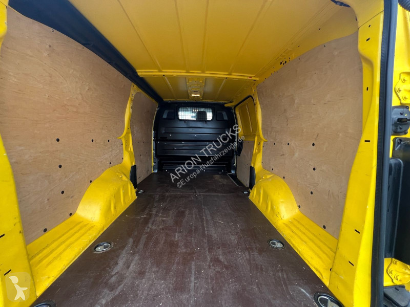 عربة نفعية Peugeot Box Pro L3/2.0 Blue...