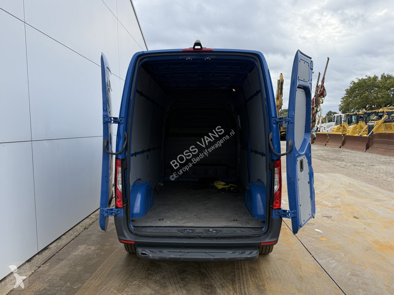 Užitkové vozidlo Mercedes 312 55kWh L2H2...