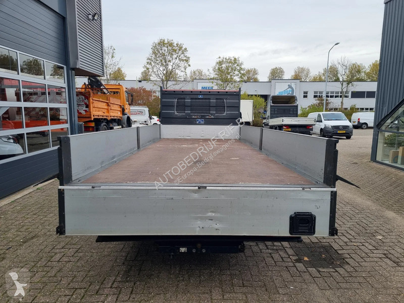 Furgoneta Iveco 65C18 3.0D Open Laadbak 6M...