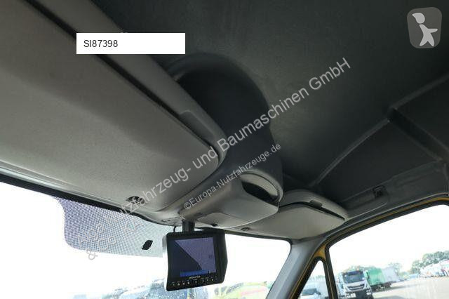 Furgoneta Volkswagen 4x2, Isoliert, Regale,...