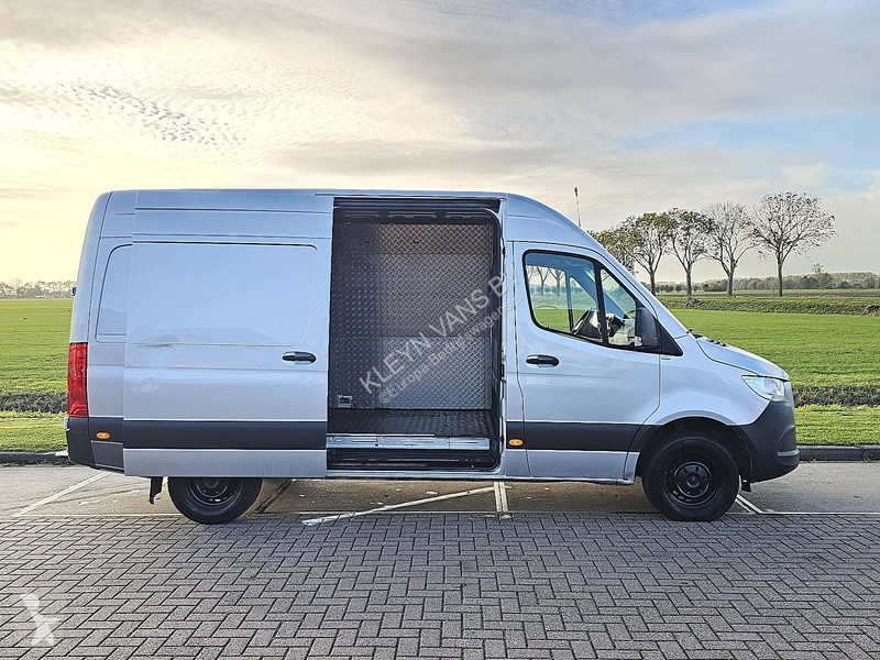 Bedrijfswagen Mercedes 315 L2H2 RWD Mbux Euro6