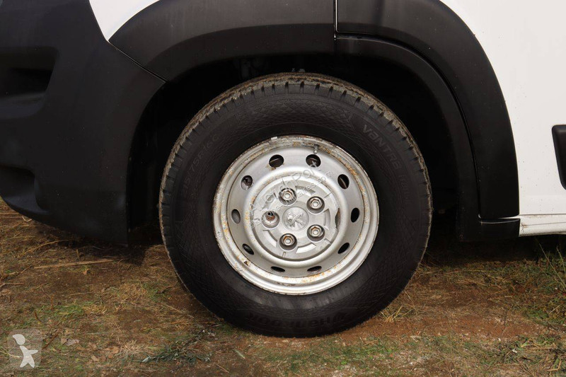 Véhicule utilitaire Peugeot