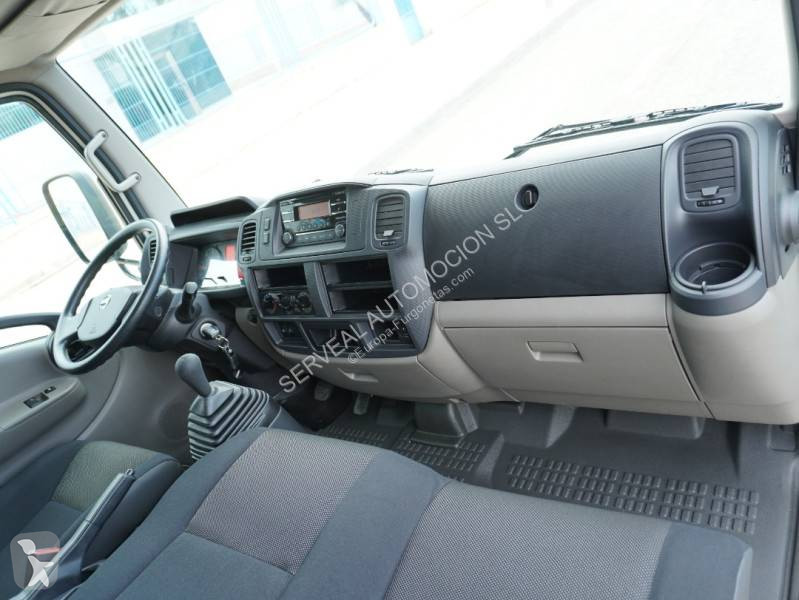 Nissan 35.13 Transporter