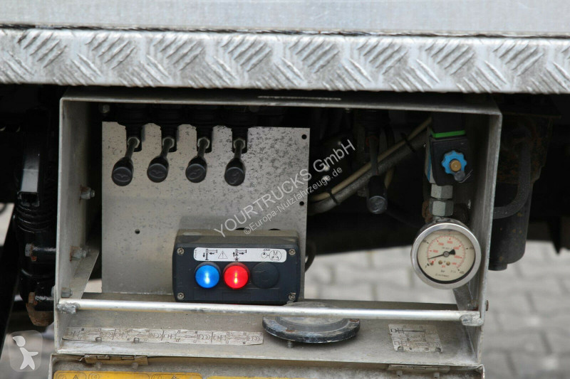 Furgoneta Renault Bühne GSR 18m 2 Per.Korb...