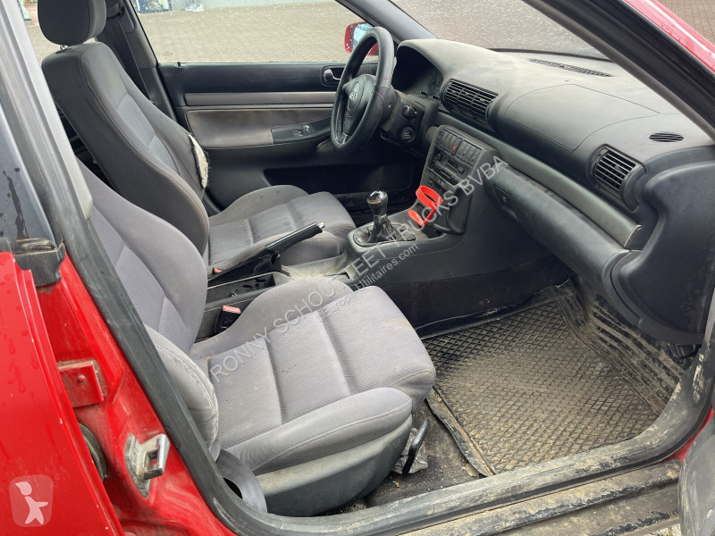 Véhicule utilitaire Audi A4 1,9 TDI A4 1,9 TDI...