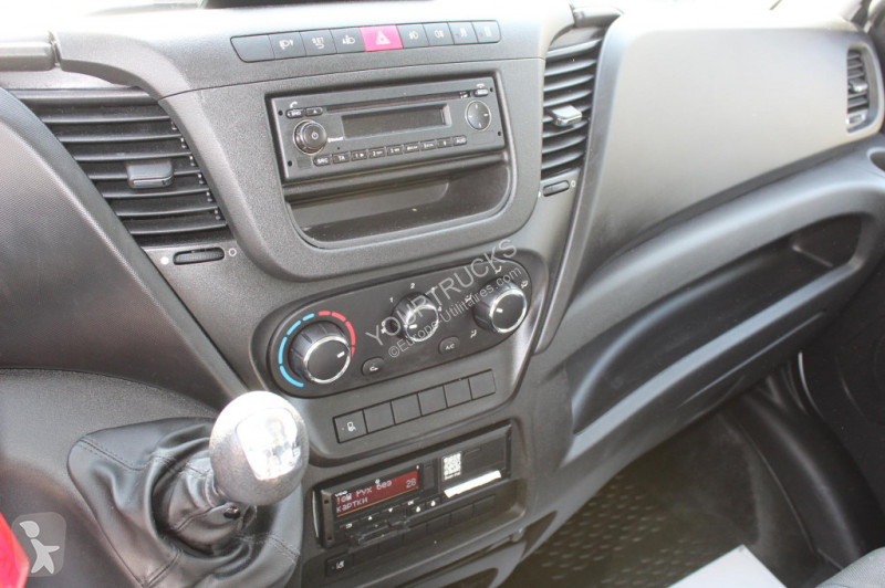 عربة نفعية Iveco