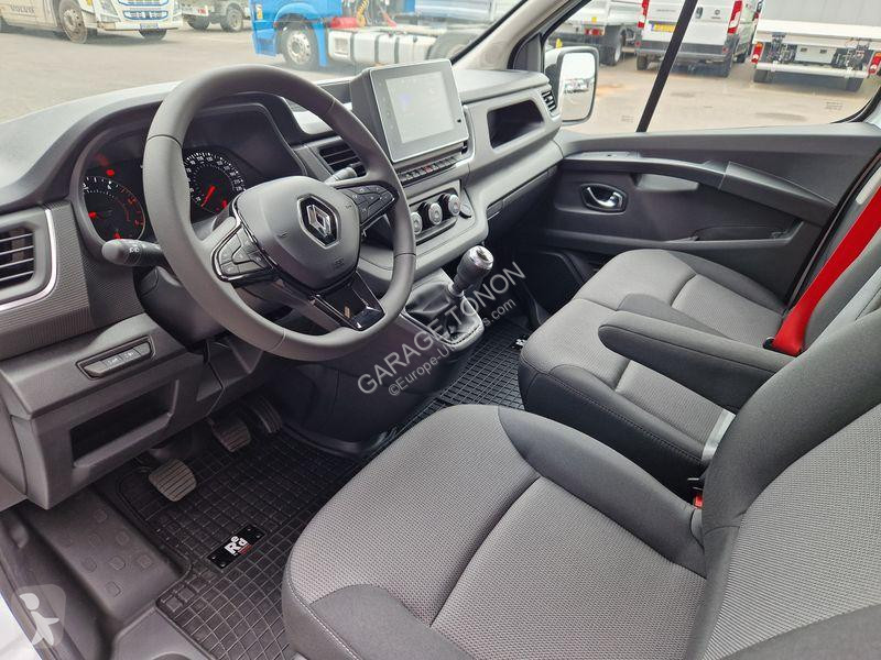 Užitkové vozidlo Renault L2H1 RED 150 CV