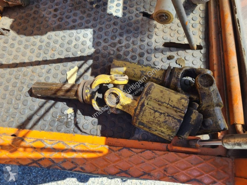 Gemeentevoertuig Boschung Pony DP 40 AK
