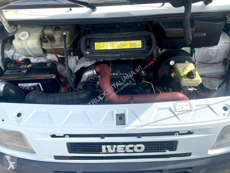 Furgoneta Iveco