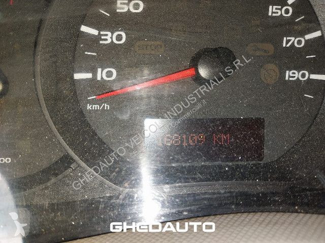 Veículo utilitário Renault Master III 35 RWD E5...