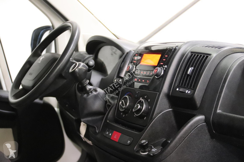 Furgoneta Peugeot L2H2 DUBBEL CABINE 7 personen...