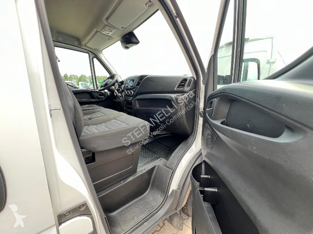 Veicolo commerciale Iveco DAILY 35S16 V