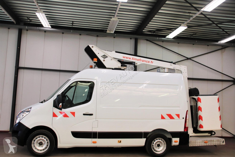 Furgoneta Renault 2.3 dCi HOOGWERKER...