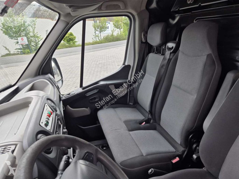 Varevogn Renault 2.3 dCi / France Elevateur...