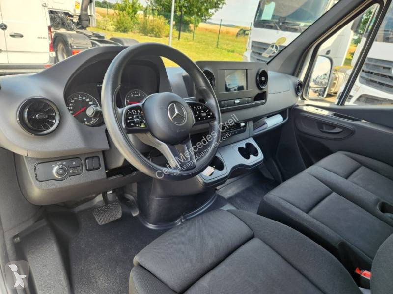 Véhicule utilitaire Mercedes