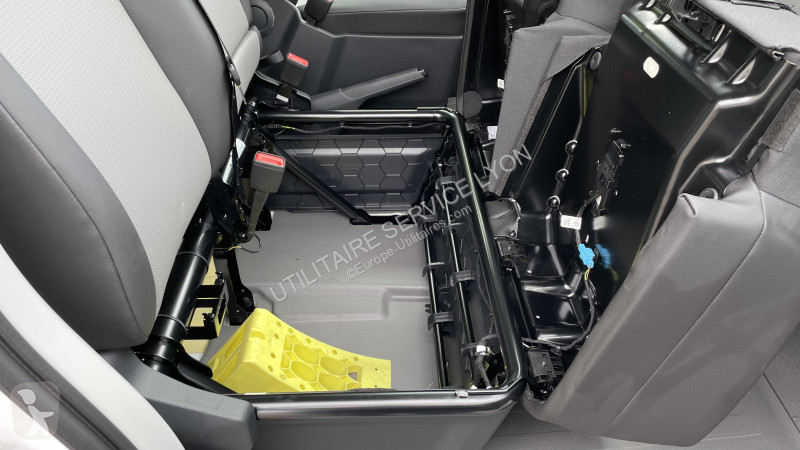Véhicule utilitaire Volkswagen BENNE COFFRE JPM...
