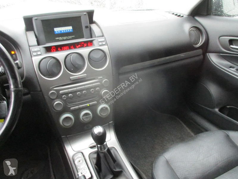 Autoutilitară Mazda , 2.0I , Airco, leather...